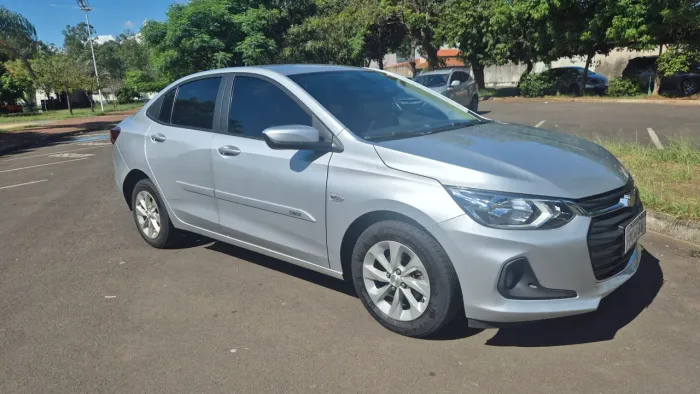 Chevrolet Onix Plus LT 1.0 12V Flex Mec. 4P 2022