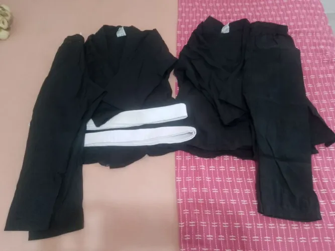 Vendo 1 kimonos judô infantil, nunca foi usado.