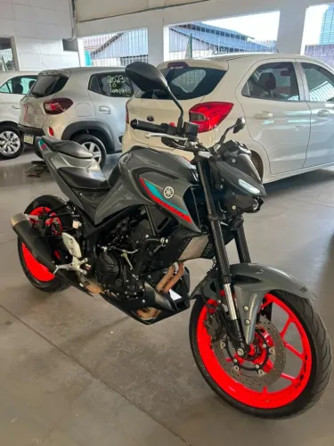 Yamaha MT-03 2023 Segundo dono