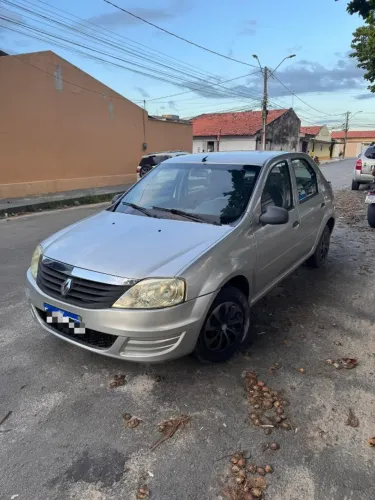 Renault Logan Authentique Hi-flex 1.0 16V 4P 2011