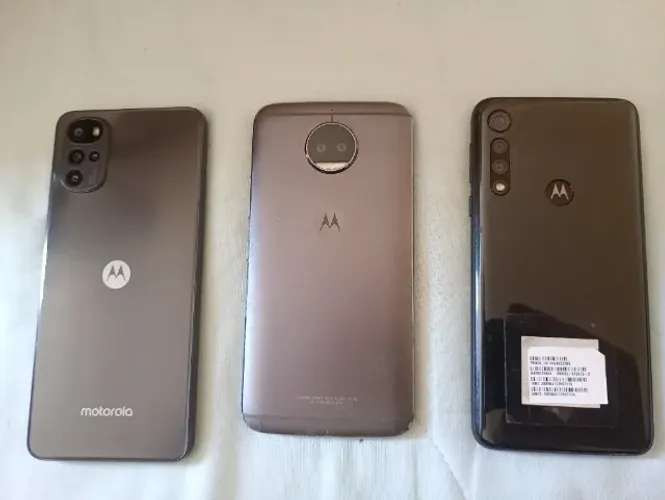 3 Celulares Moto G22 G8play  G5s plus