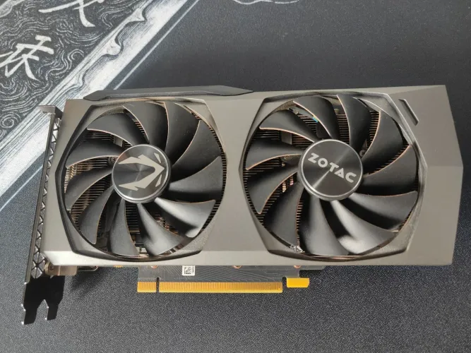 ZOTAC GeForce RTX 3060 Twin Edge 12gb + Caixa original / Excelente estado