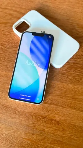 iPhone 13