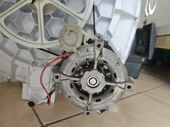 Motor tanquinho Colormaq 15kg