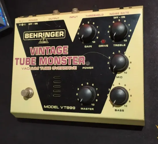 Pedal Guitarra Overdrive VT999 BEHRINGER