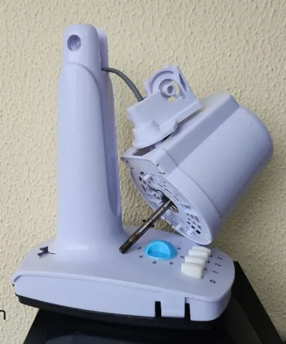Base de ventilador 220 w para retirar peças 