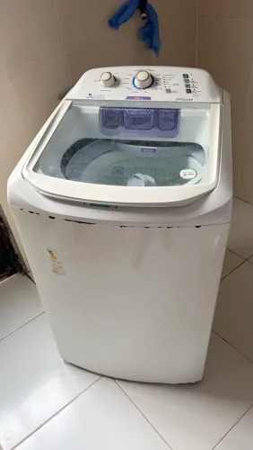 Maquina de lavar com defeito
