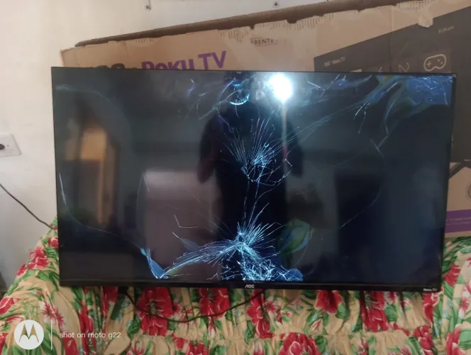 Vendo TV 42 AOC Roku