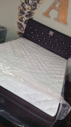 Cama box Queen topissima frete grátis 