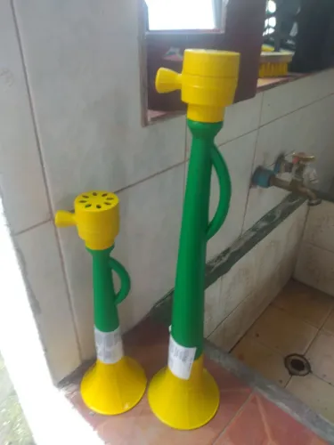 Kit com duas cornetas