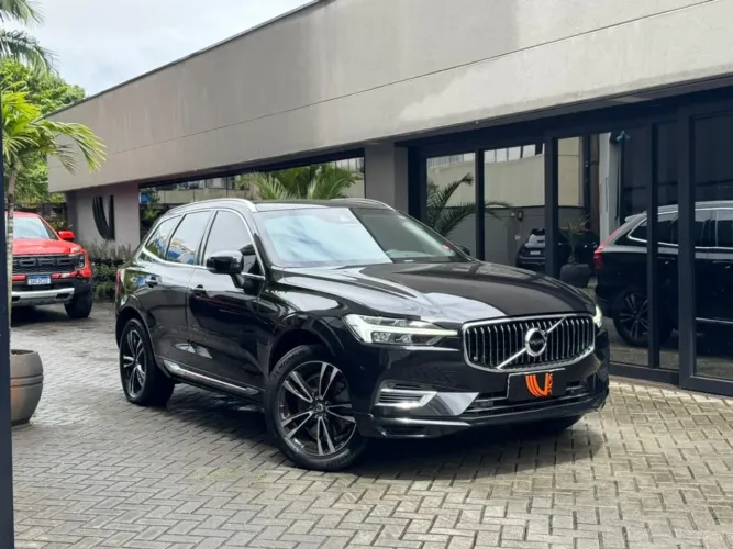 Volvo XC-60 XC 60 T-8 Híbrido Momentum 2.0 5P 2021