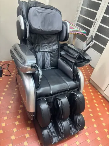 Cadeira de massagem Relaxmedic Gravidade zero completa - Funcionando perfeitamente.