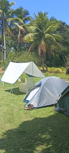 Barraca M100 2p e tenda fresca ambos da marca Quechua