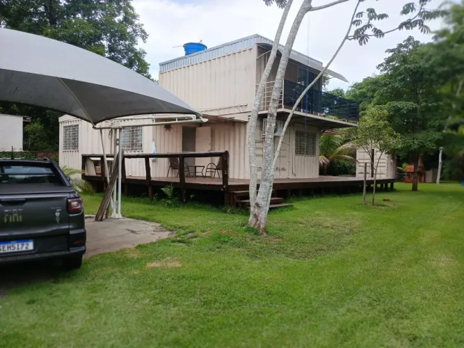 Chácara de 2.300,00 m2 fundos com rio Tibagi, com casa, quiosque e trapiche.