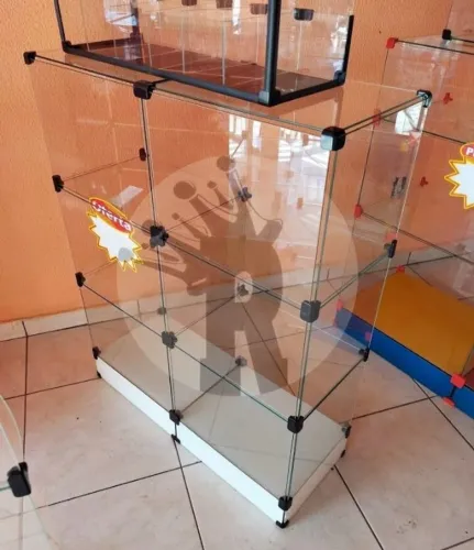 Balcão de vidro 80cm