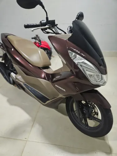 PCX 150 DLX