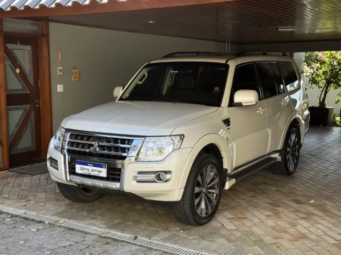 Mitsubishi Pajero Full GLS/gls/pkhpe 3.2 Dies.ti 5P 2019