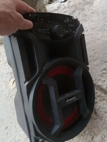Caixa de som Amvox 180w( Não liga)