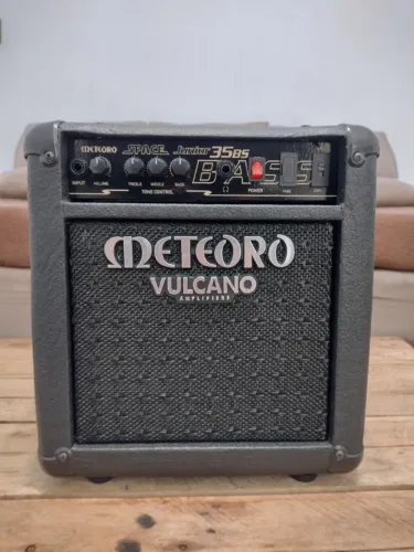 Amplificador Meteoro Space Júnior 35BS para Baixo - Ótimo Estado!