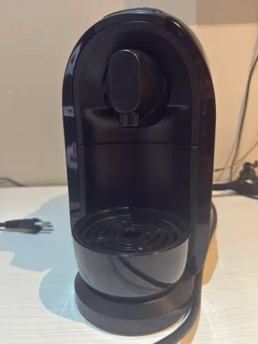 Cafeteira de cápsula - Três Corações 