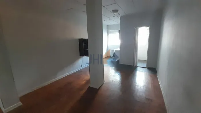 Kitchenette na Rua Frei Caneca com 30 m² para alugar
