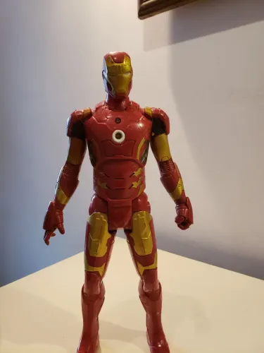 Boneco do homem de ferro de 30 cm