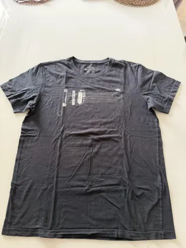 Camisa Osklen Preta GG Estampada 100% algodão SEM MARCAS DE USO