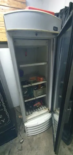 Freezer vertical 