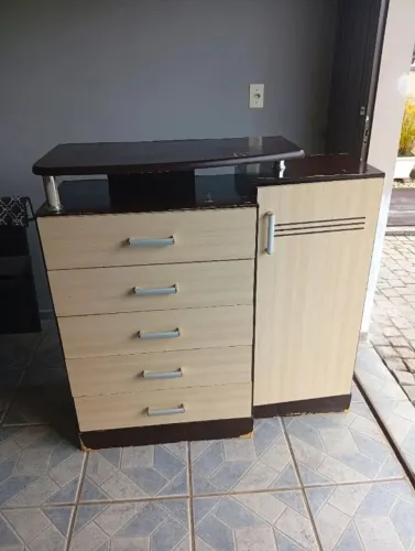 Cômoda usada