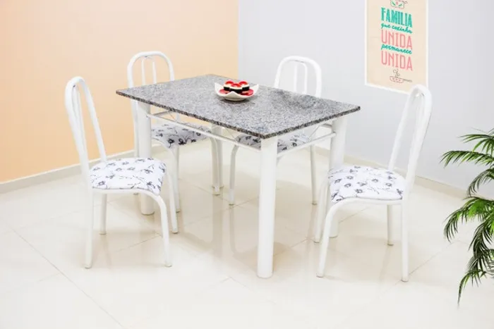 Lindo conjunto modelo Berlim com 4 cadeiras == Frete + montagem grátis