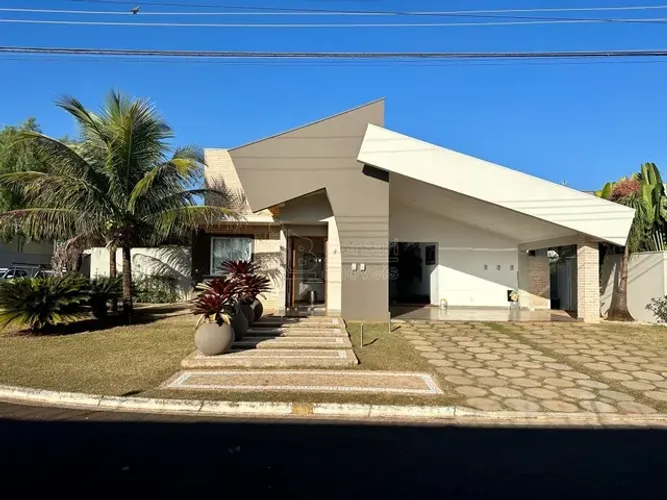 Casa de 3 suítes no Condomínio Portal das Araucárias em Araraquara