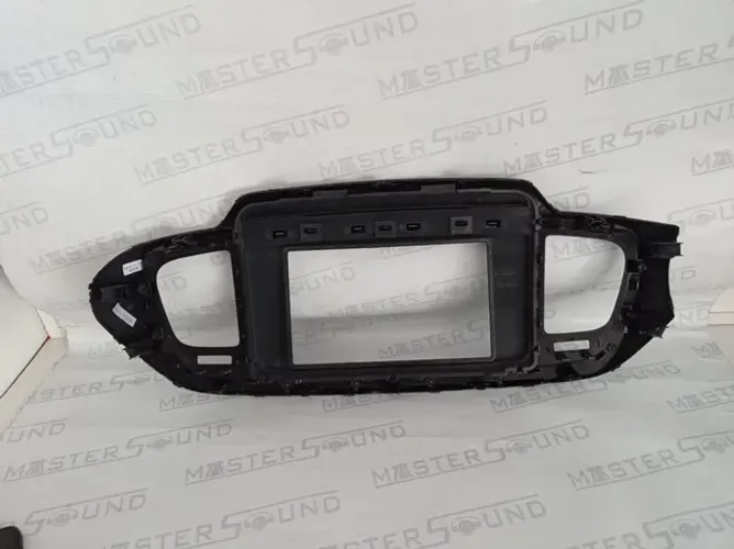 Moldura 2 din. Para: Kia Sorento.206/18. Com borda grafite. Semi-nova na oferta so 99,00