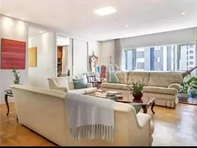 Apartamento com 204 m², 3 suítes , á venda no Jardim Paulista