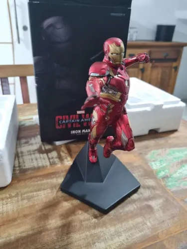 Homem de Ferro Iron Studios