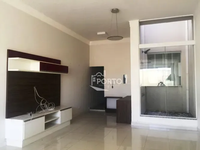 Casa com 3 dormitórios para alugar, 152 m² por R$ 3.317,00/mês - Castelinho - Piracicaba/S