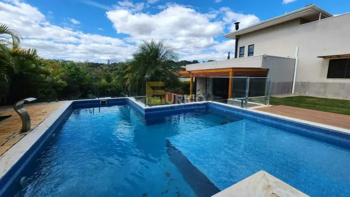 CASA TÉRREA DE ALTO PADRÃO A VENDA EM VINHEDO CONDOMÍNIO IPÊ VELHO