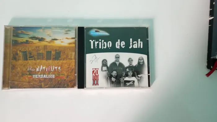 Desapega cds de REGGAE. " NATIRUTS, TRIBO DE JAH" 