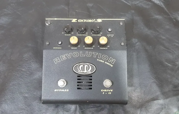 Pedal meteoro valvulado revolution