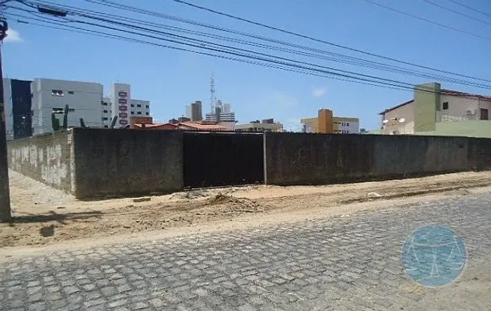 EXCELENTE TERRENO EM LAGOA NOVA
