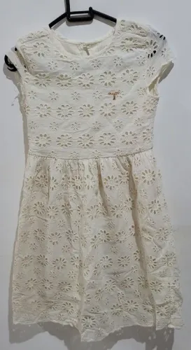 Vestido carinhoso tamanho 10