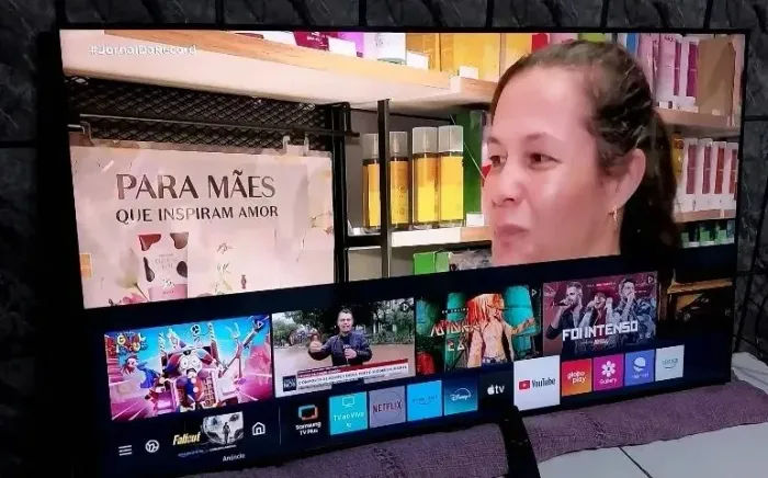 Tv Smart Samsung Crystal 58 polegadas 4k ultra Xbox inbutido