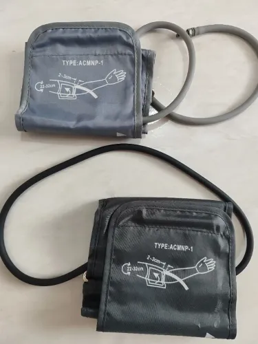 Braçadeira para aparelho de medir pressão