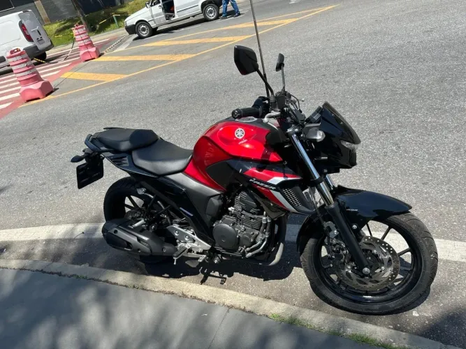 Yamaha Fazer 250 2024 6.000KM