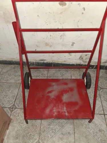 Carrinho para carregar caixa 