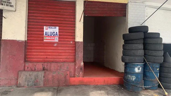 Imóvel para aluguel tem 6 metros quadrados em Bangu - Rio de Janeiro - RJ