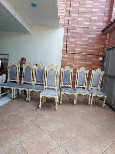 CADEIRAS TIPO TRONO