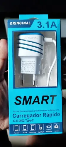 Carregador Tipo C com 2 entradas USB