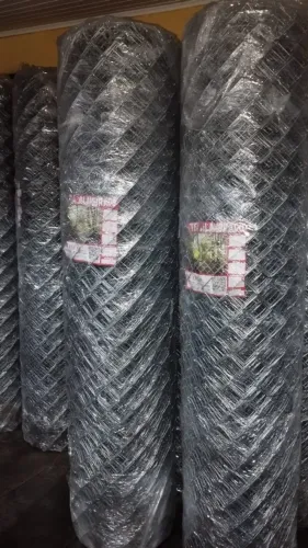 Telas Alambrado Fio 12 e 14, Galvanizado ou Revestido, malhas 40, 50, 60, 70 e 80 