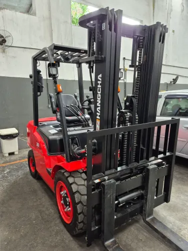 Empilhadeira Hangcha 3.8 ton Zero