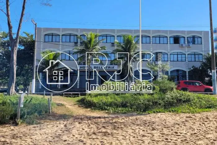 Imóvel para venda tem 918 metros quadrados em Praia do Pecado - Macaé - RJ